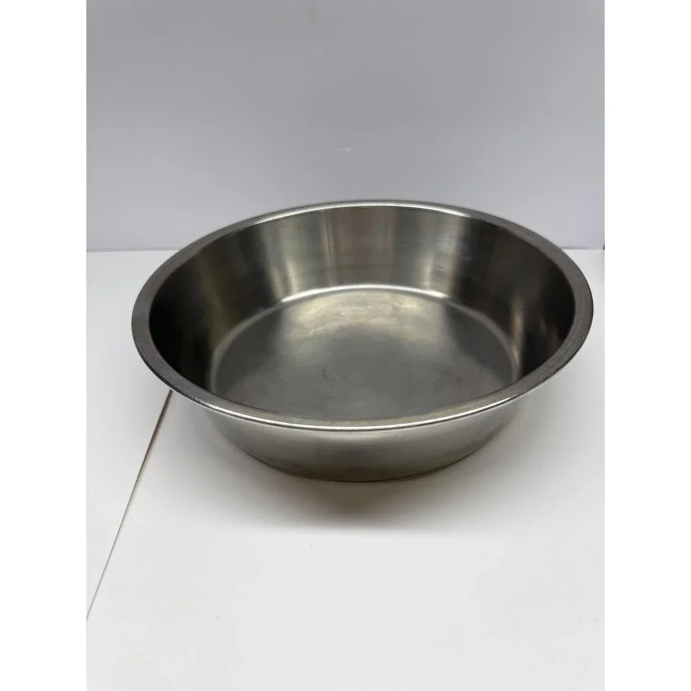 Vintage Stainless Steel Round Basin Mixing Bowl Utility Dish 9.5 Inch